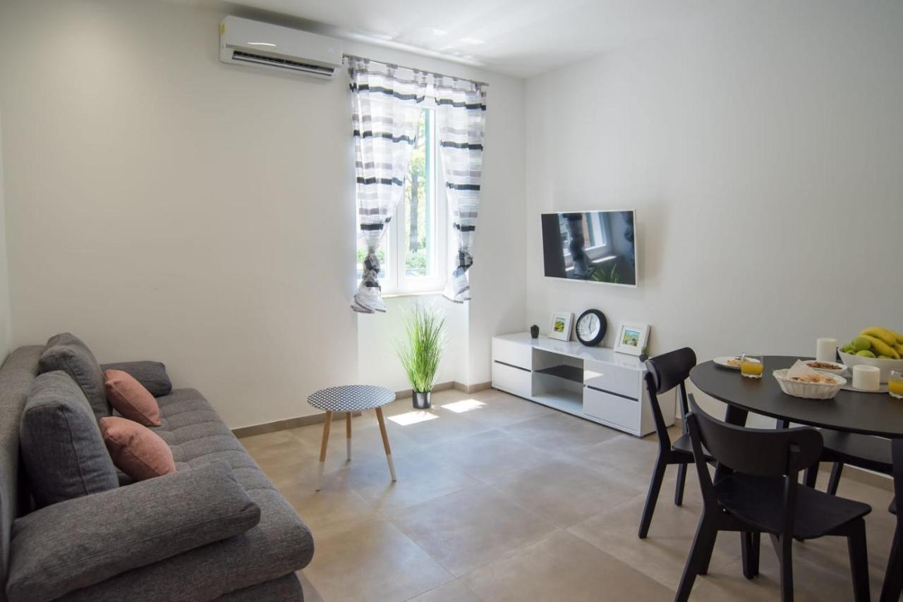 Ita&Toni Apartment Split Exterior photo