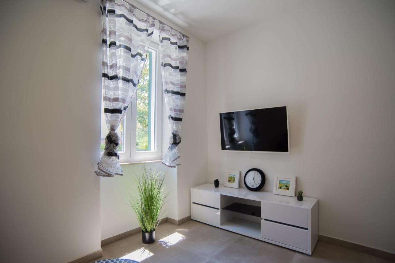 Ita&Toni Apartment Split Exterior photo